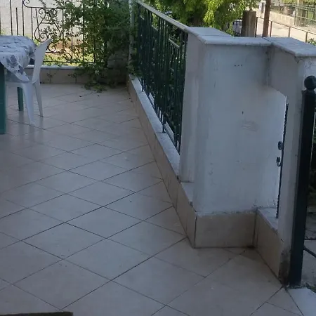 καρδιτσα Group 8 Oικογενειακο